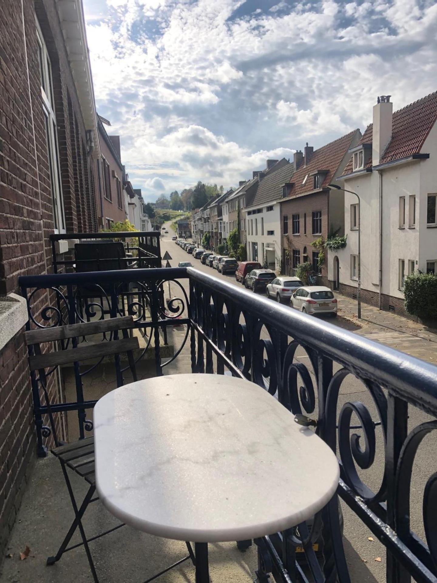 Logis Pastis Hotel Maastricht Ngoại thất bức ảnh